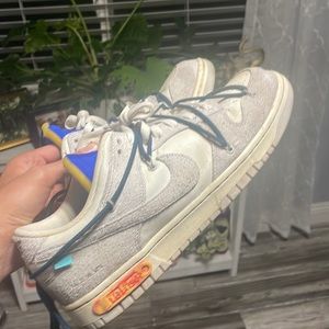Off white dunk lot 16